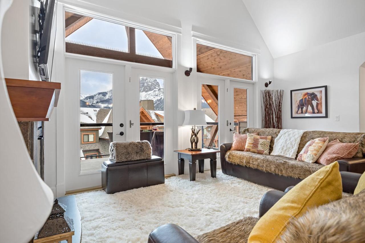 Penthouse At Solar A Resort And Spa Canmore Kültér fotó